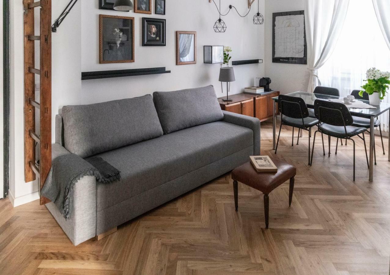 Menabrea 33 - Stylish Apartment! มิลาน ภายนอก รูปภาพ